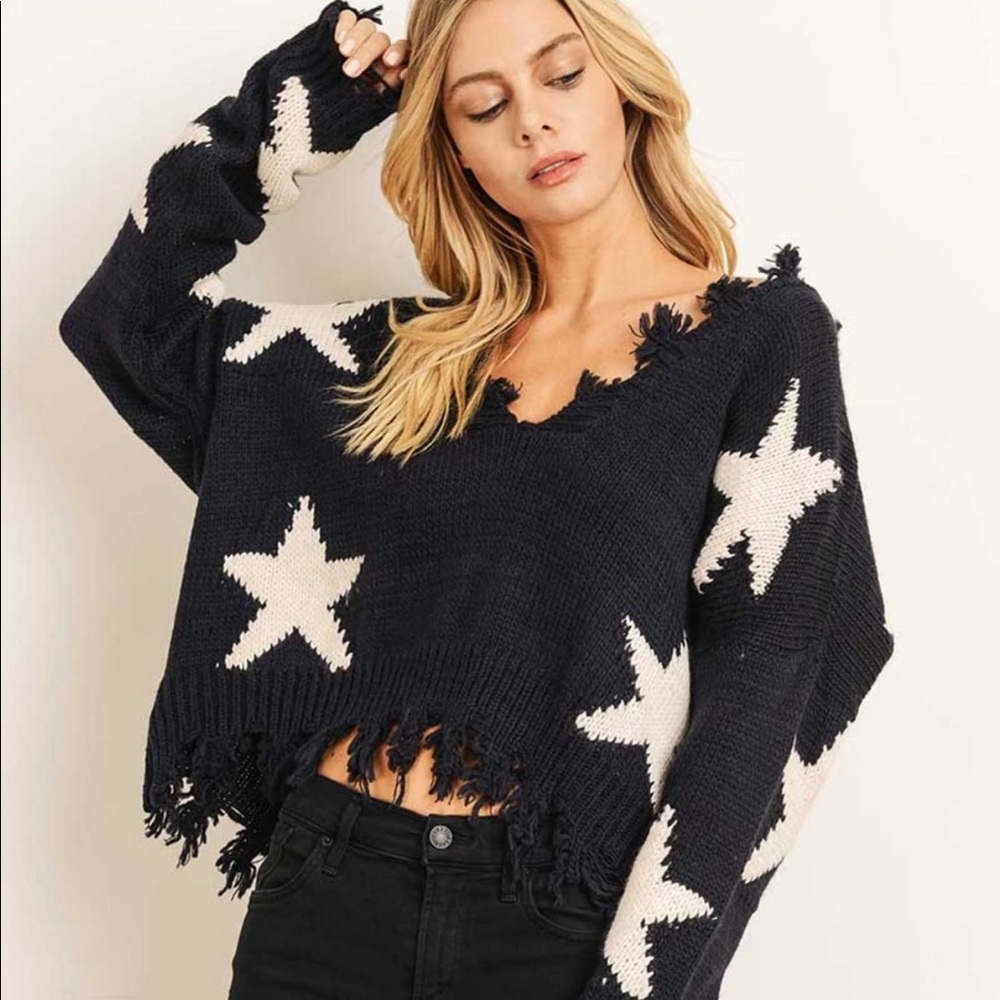 Storia Distressed Star Sweater